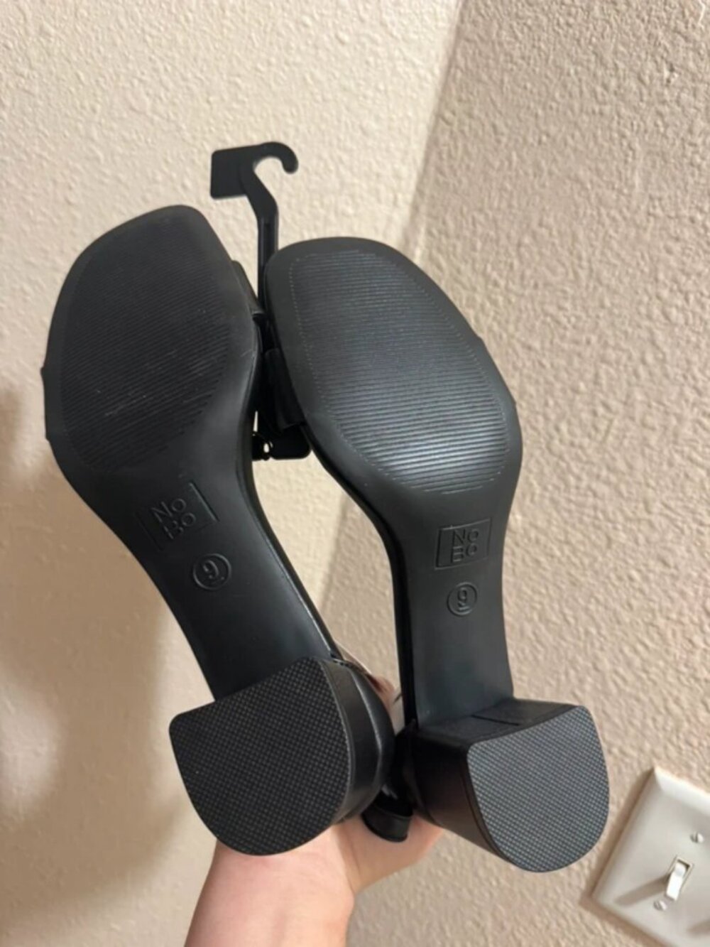 Mini heels - Picture 3 of 3